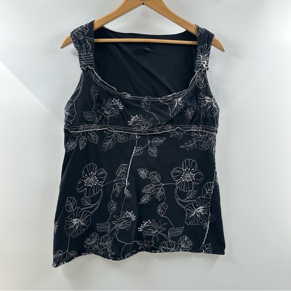 BCBGMaxAzria Tops - BCBGmaxazria Black/ White Emboridered Tank Top